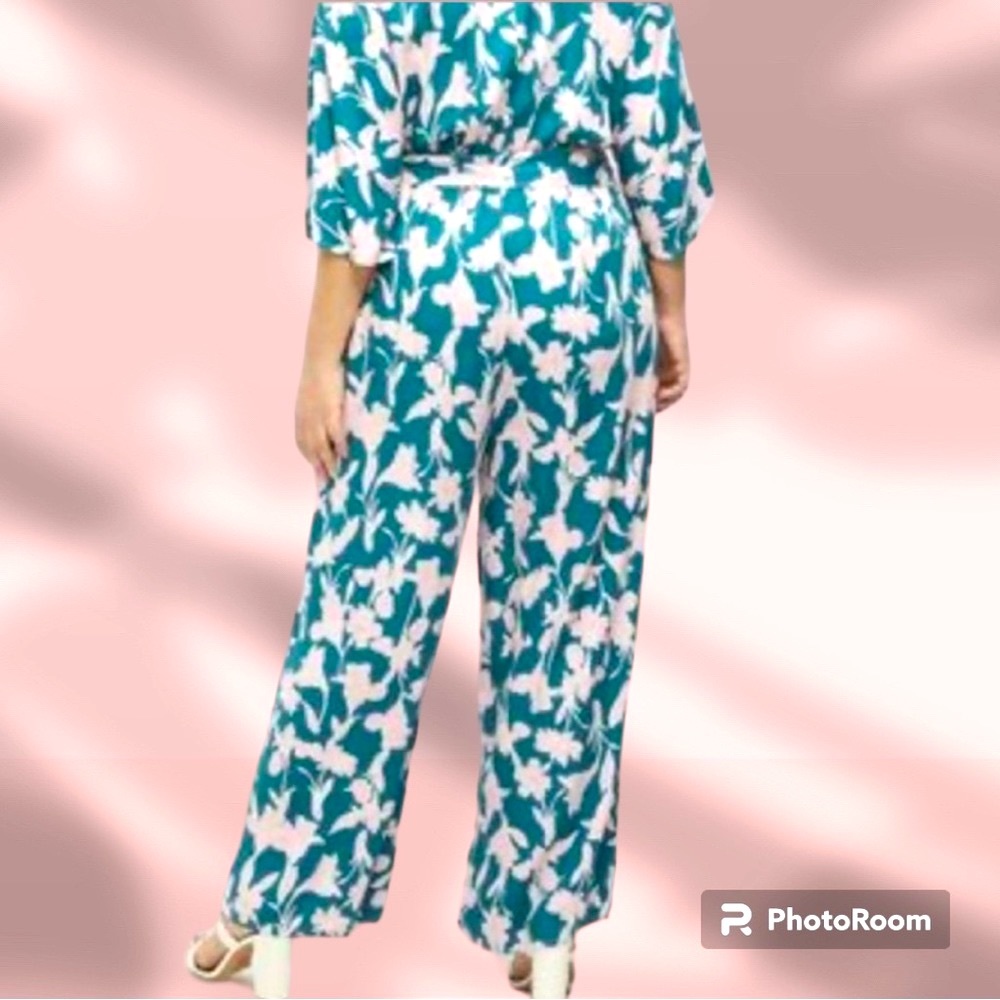 Plus Size Jumpsuit—ELOQUII ELEMENTS—New With Tags - Picture 2 of 7